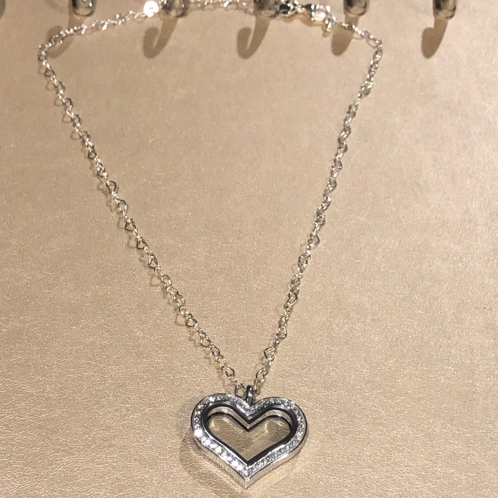 Origami Owl Heart Locket & Heart Chain
